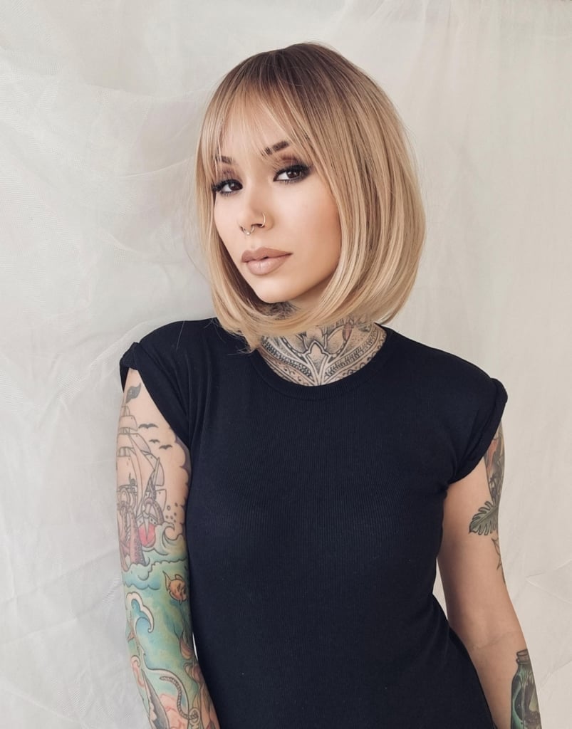 Sandy Blonde Bob With Inward Curl Sandy Blonde Bob With Inward Curl — Simple Wigs Human Hair