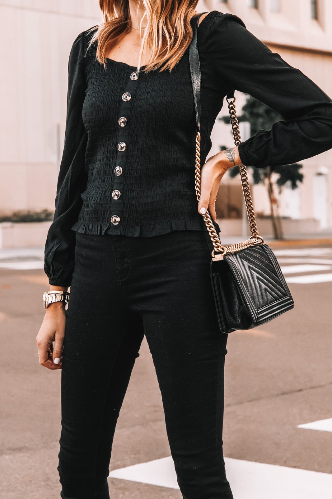 Smocked Top with Skinny Jeans — Trendy All Black Outfits
