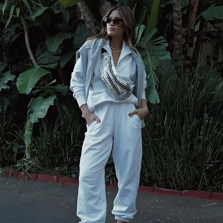 White Athleisure Set With Metallic Belt Bag — Trendy Athleisure Outfits