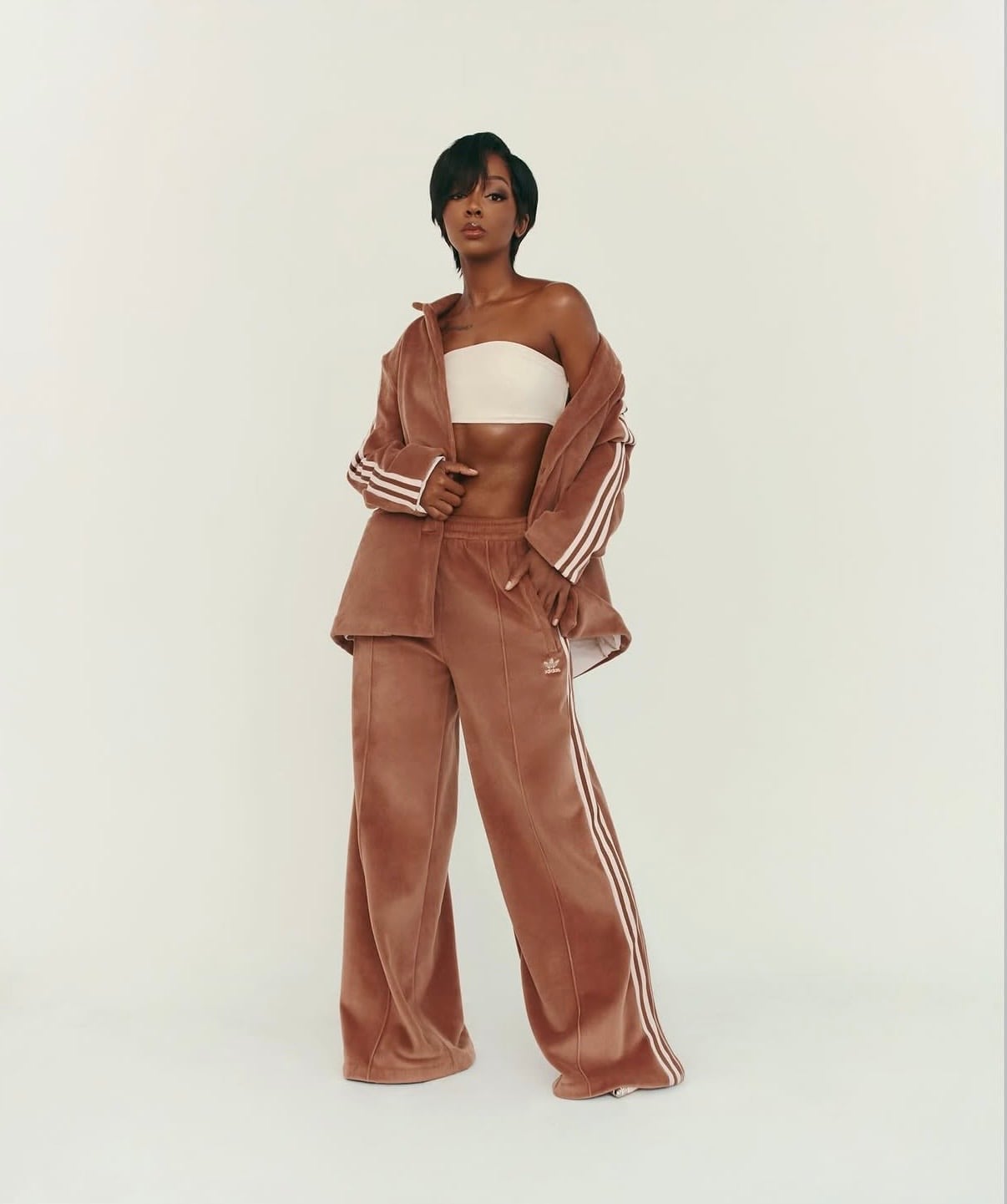 Velvet Tracksuit With Oversized Blazer — Trendy Athleisure Outfits