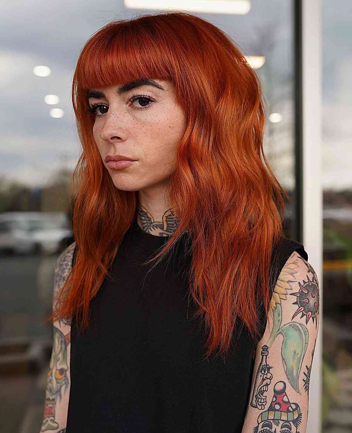 Vibrant Copper Shag With Blunt Bangs Vibrant Copper Shag With Blunt Bangs — Trendy Auburn Hair Color