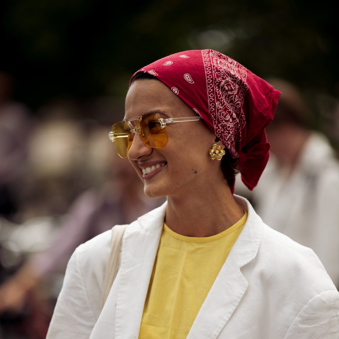 White Blazer with Red Bandana Headscarf White Blazer with Red Bandana Headscarf — Trendy Bandana Outfits