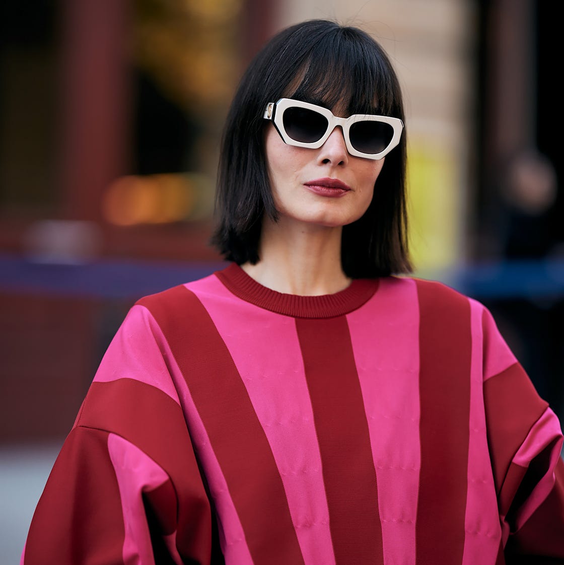 Ear Length Black Bob With Full Bangs Ear Length Black Bob With Full Bangs — Trendy Bangs Style