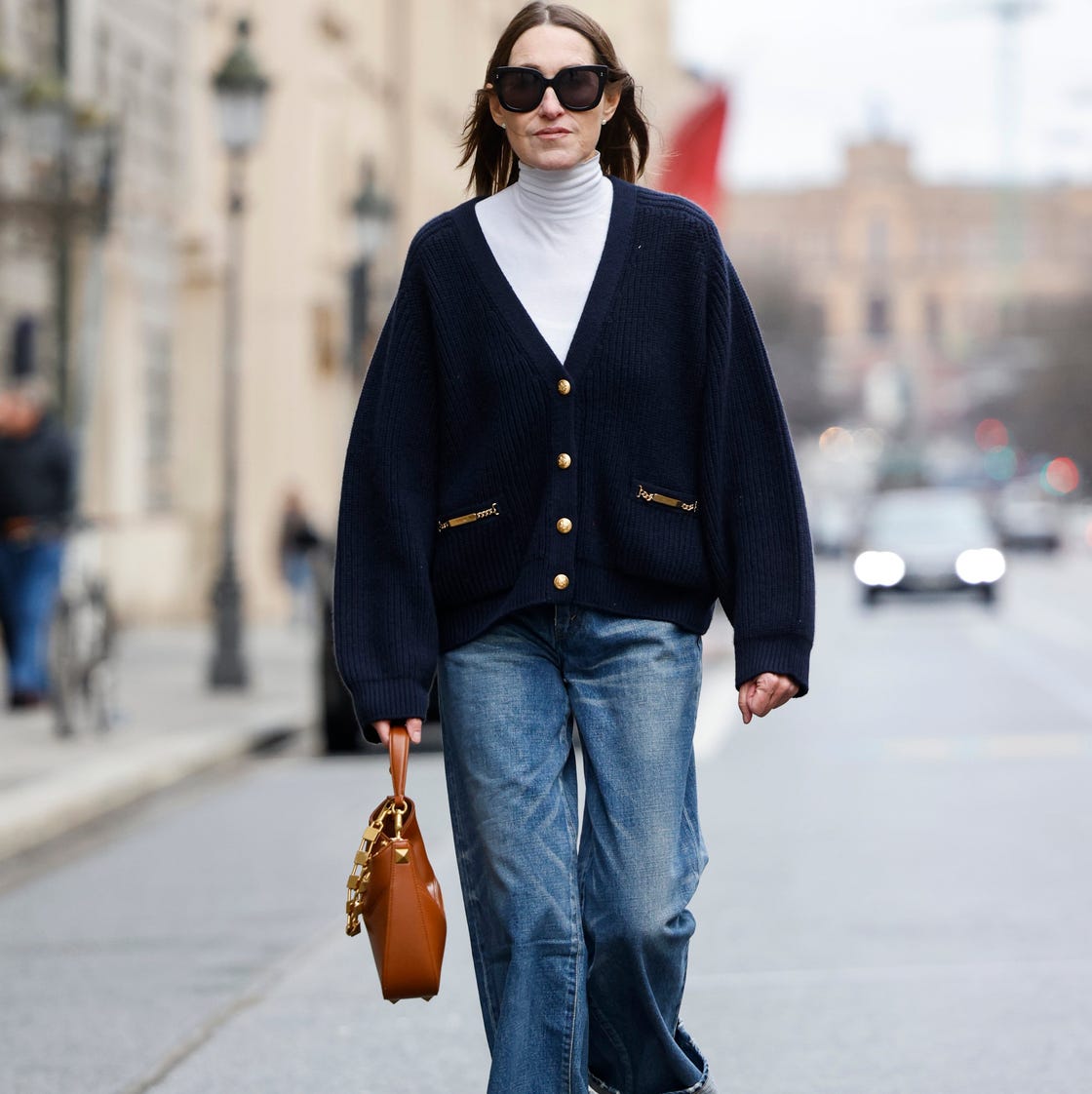 Navy Oversized Cardigan Over White Turtleneck and Wide-Leg Jeans — Trendy Basic Outfits
