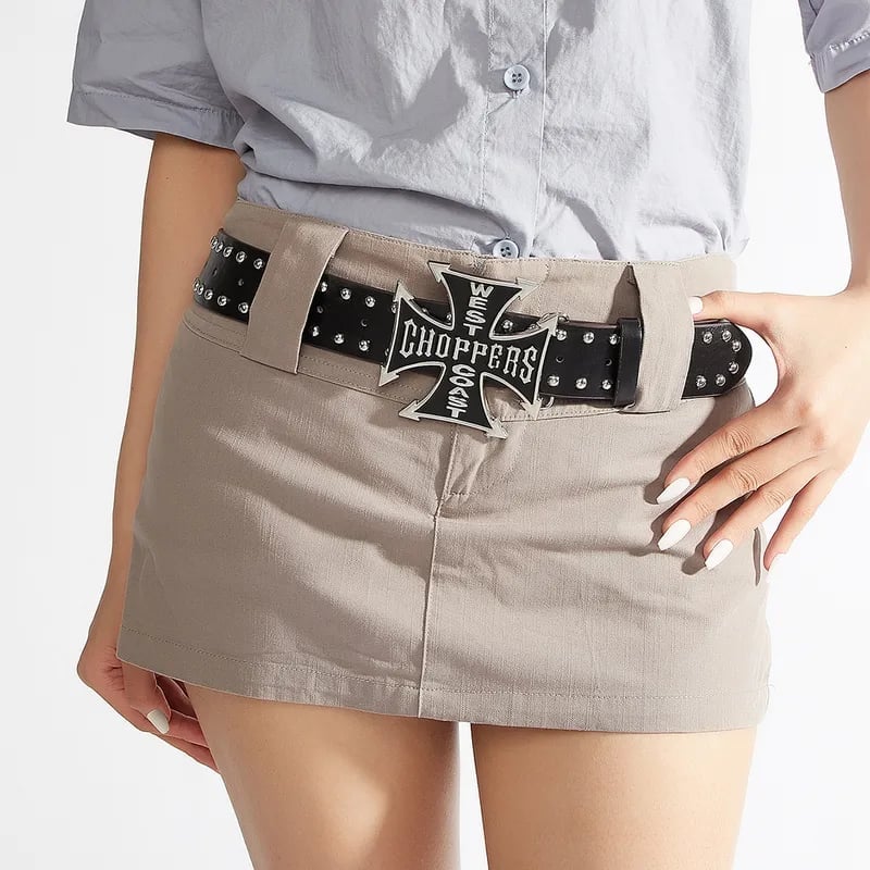 Cross Buckle Belt With Mini Skirt — Trendy Belt Outfits