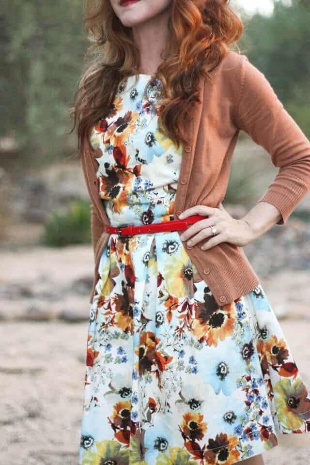 Red Belt On Floral Dress And Cardigan — Trendy Belt Outfits