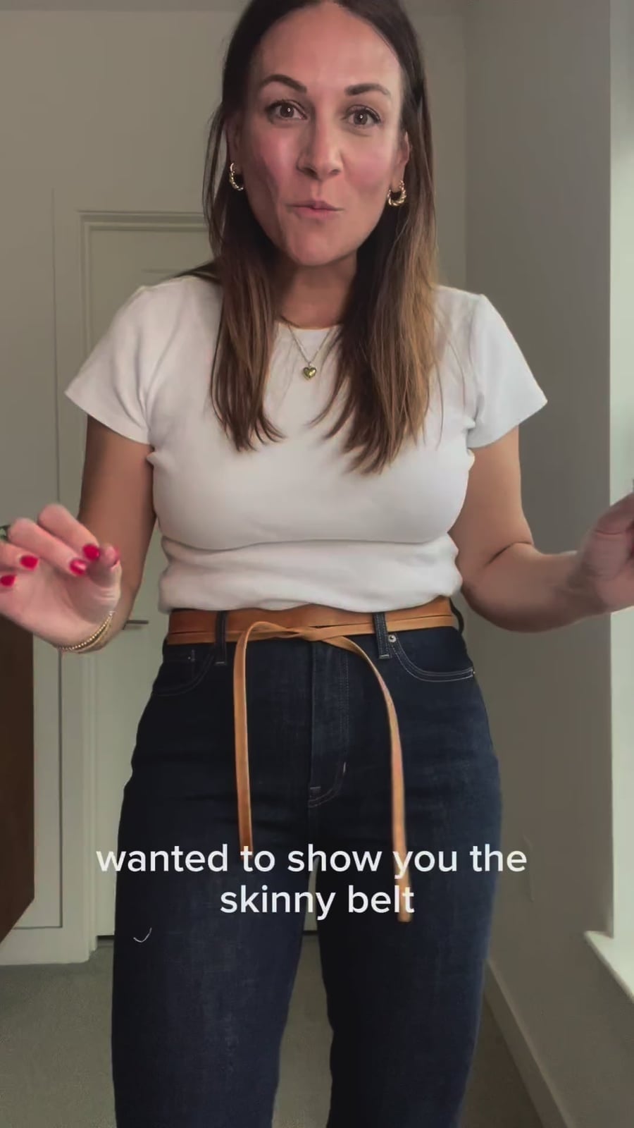 Skinny Wrap Belt With Jeans and Fitted Top — Trendy Belt Outfits