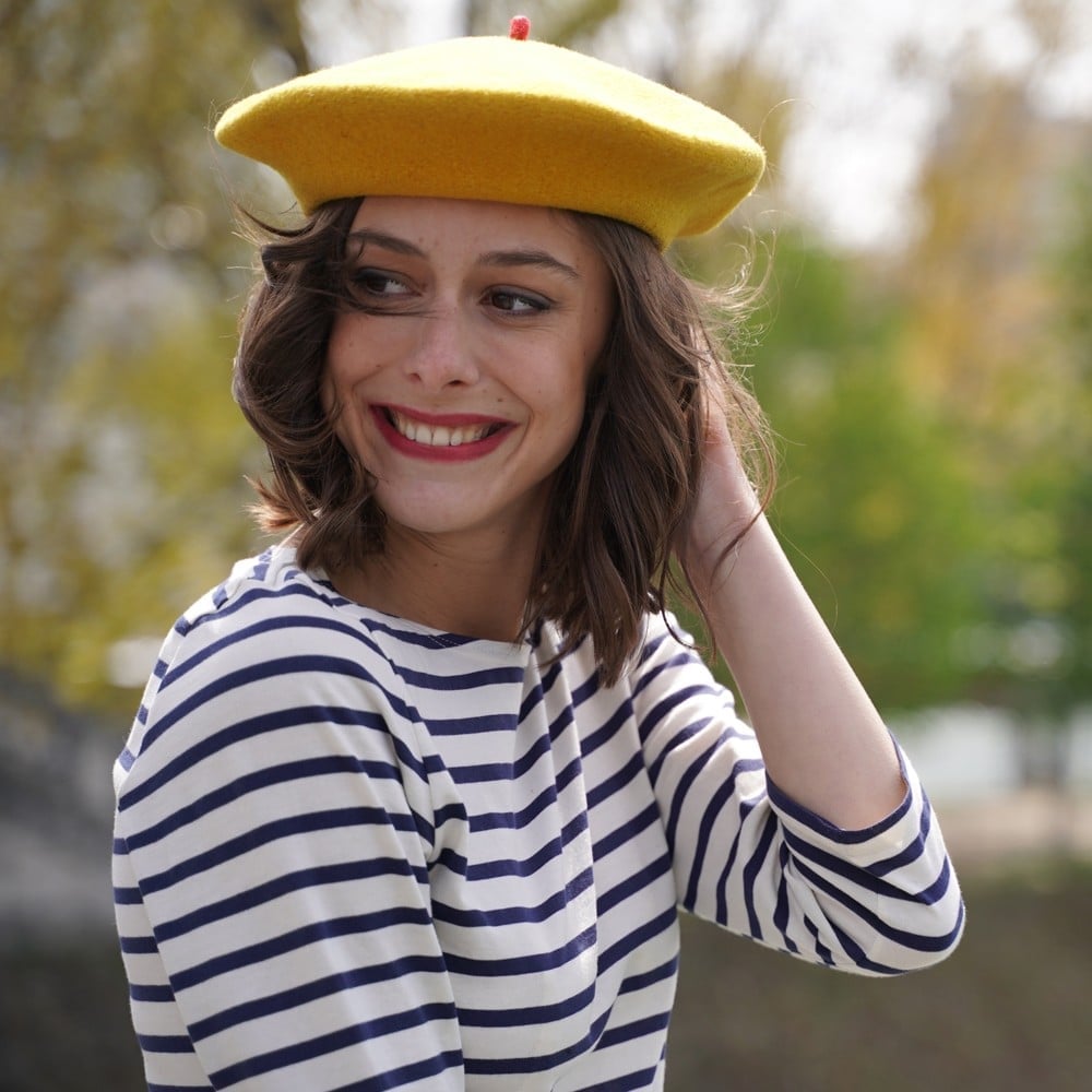 Bright Yellow Beret with Classic Stripes — Trendy Beret Outfits
