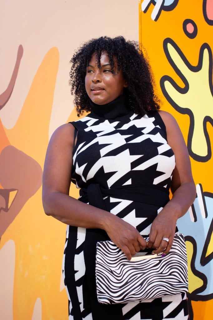 Black and White Houndstooth Knit Dress — Trendy Black and White Outfits