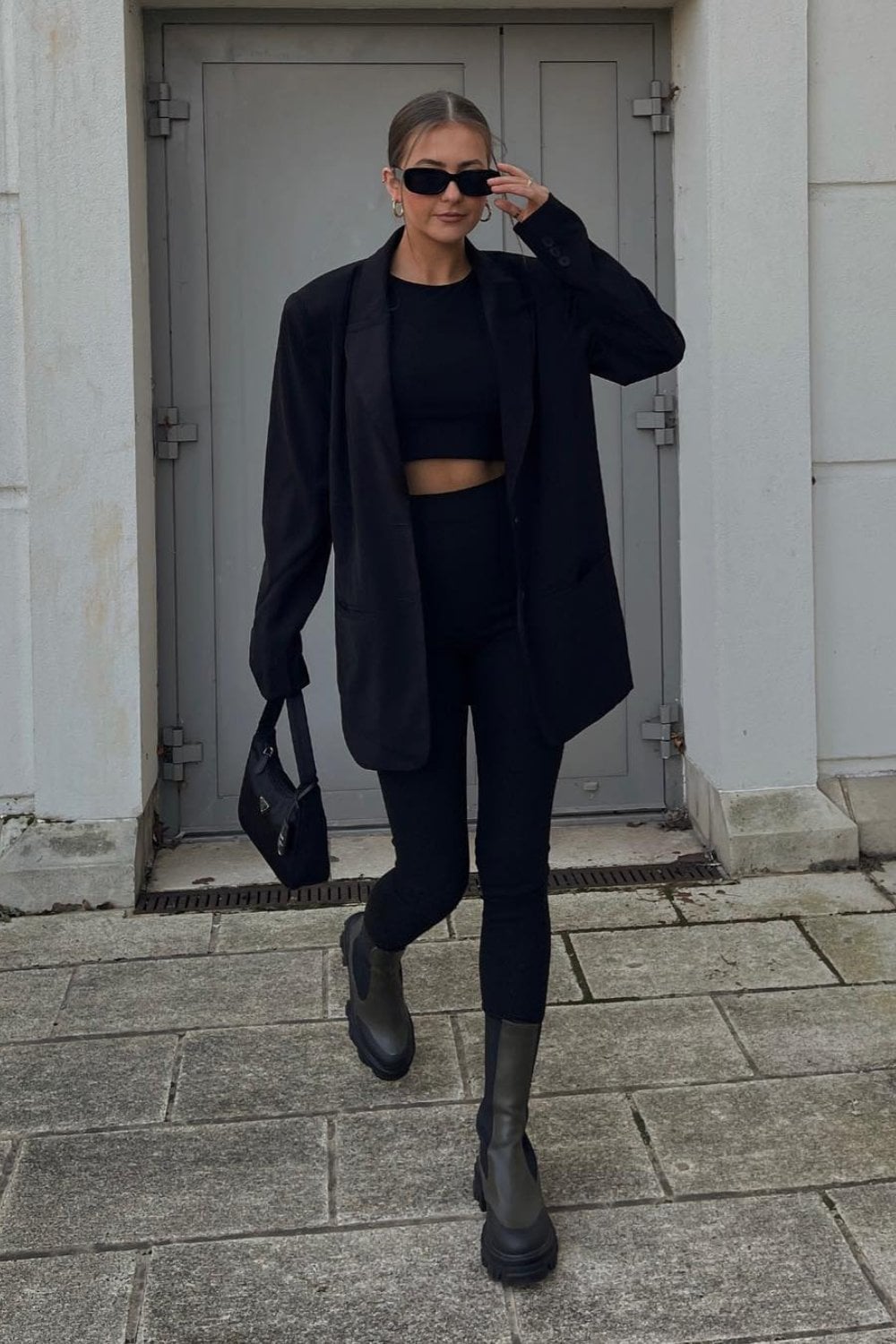Oversized Black Blazer with Crop Top and Leggings — Trendy Black Blazer Outfit
