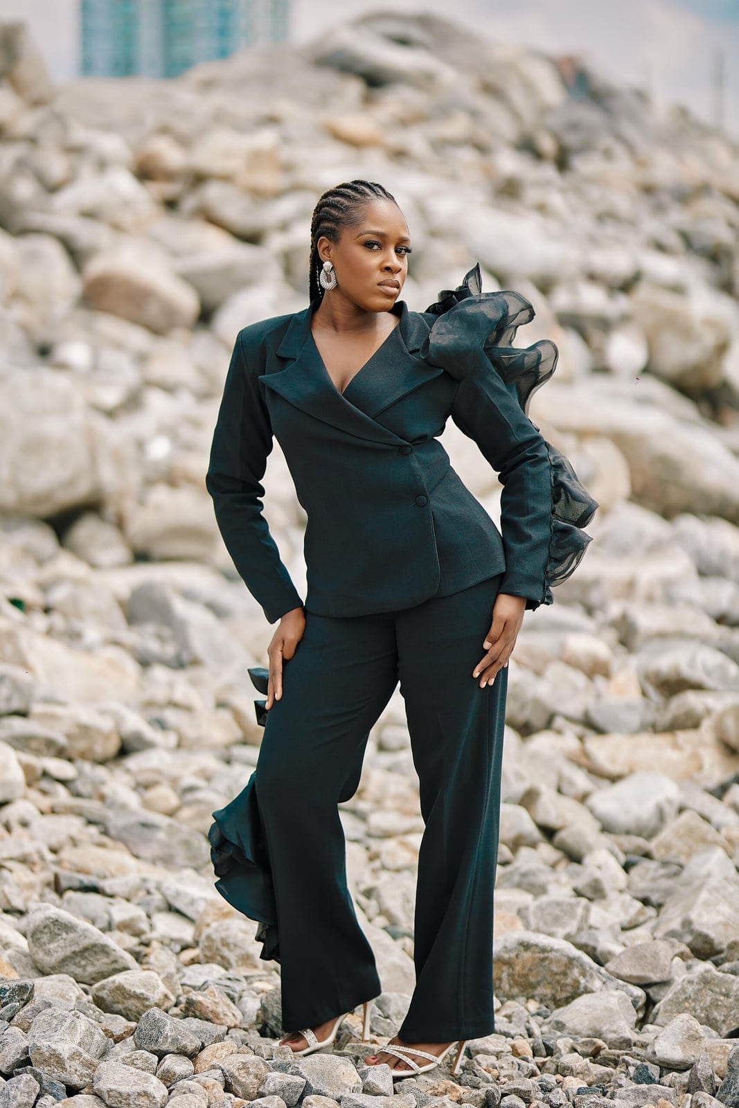 Black Suit with Ruffled Blazer Sleeves and Heeled Sandals — Trendy Black Blazer Outfit