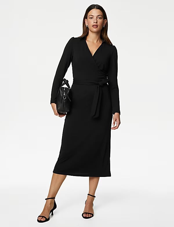 Collared Black Midi Wrap Dress Workwear, Close-Up Take Collared Black Midi Wrap Dress Workwear, Close-Up Take — Trendy Black Dress Outfits
