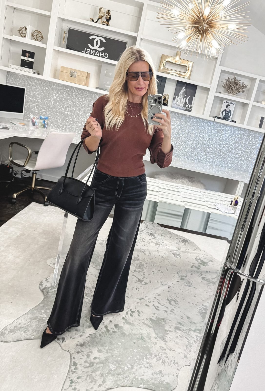 Brown Top with Black Wide Leg Jeans and Heels Brown Top with Black Wide Leg Jeans and Heels — Trendy Black Flare Jeans Outfit