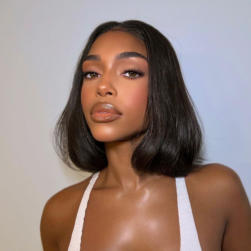 Chin Length Blunt Bob — Trendy Black Hair