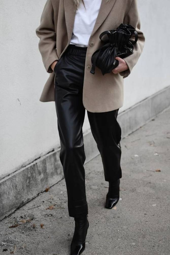 Black Leather Trousers with Beige Blazer Black Leather Trousers with Beige Blazer — Trendy Black Trousers Outfit