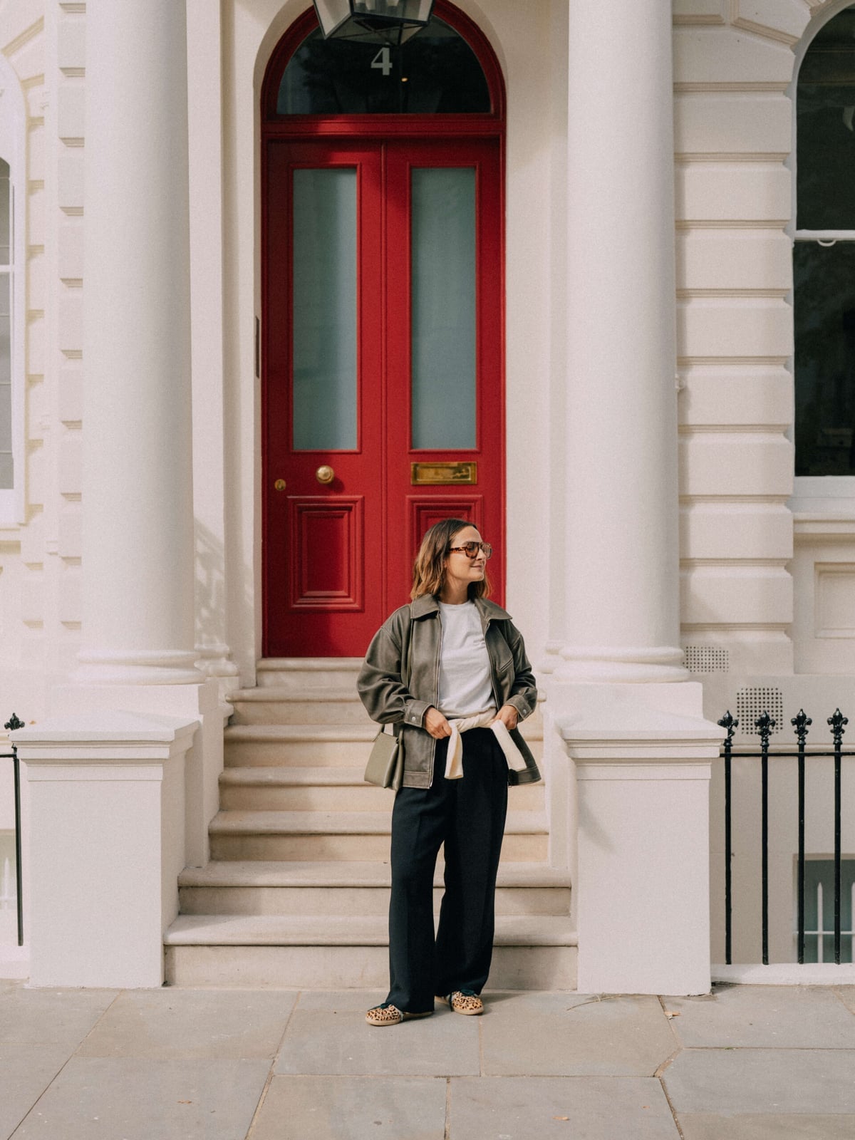 Black Wide Leg Trousers with Leopard Print Loafers Black Wide Leg Trousers with Leopard Print Loafers — Trendy Black Trousers Outfit