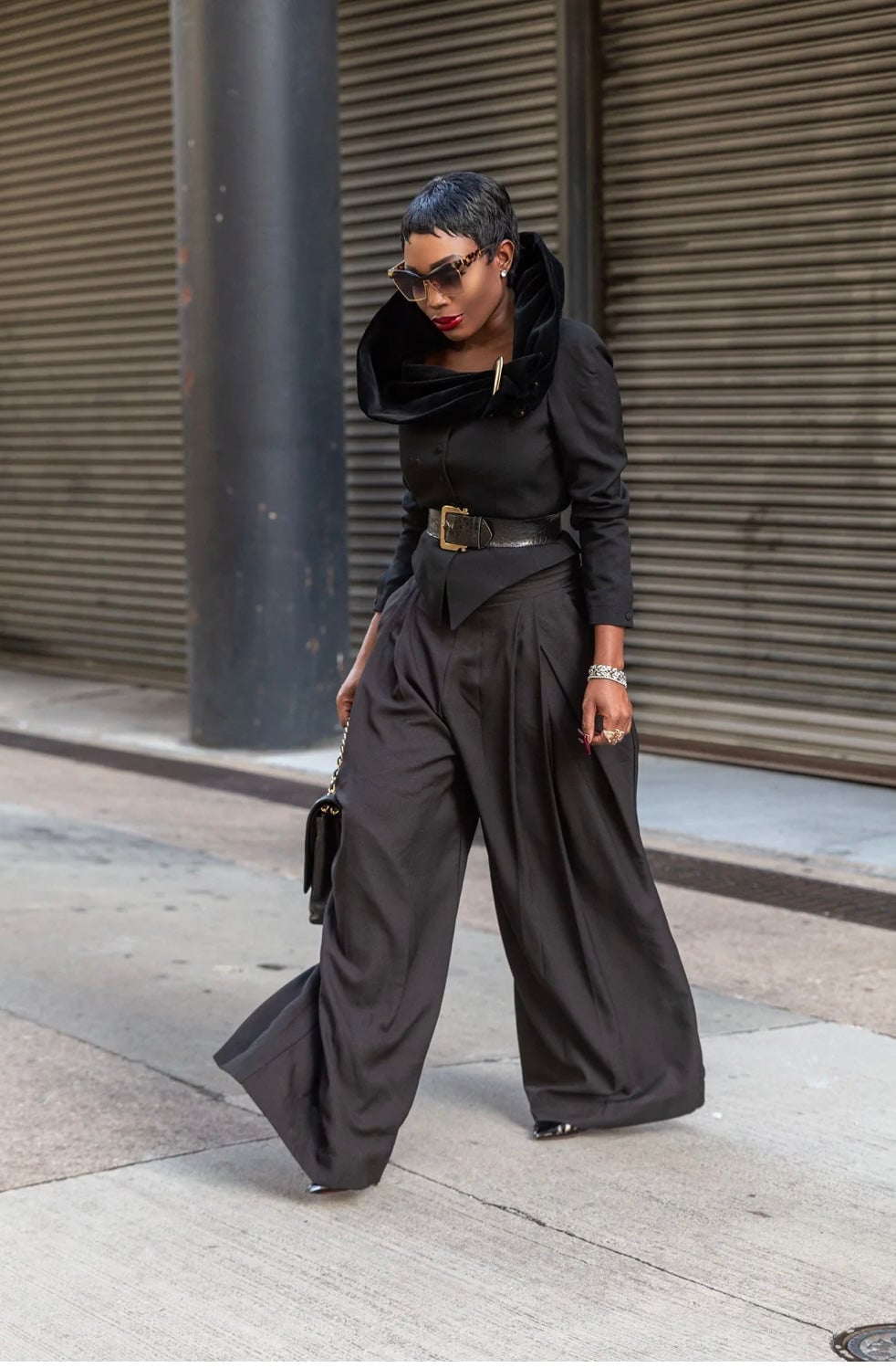 All Black Extreme Wide Leg Trousers with Dramatic Top All Black Extreme Wide Leg Trousers with Dramatic Top — Trendy Black Trousers Outfit
