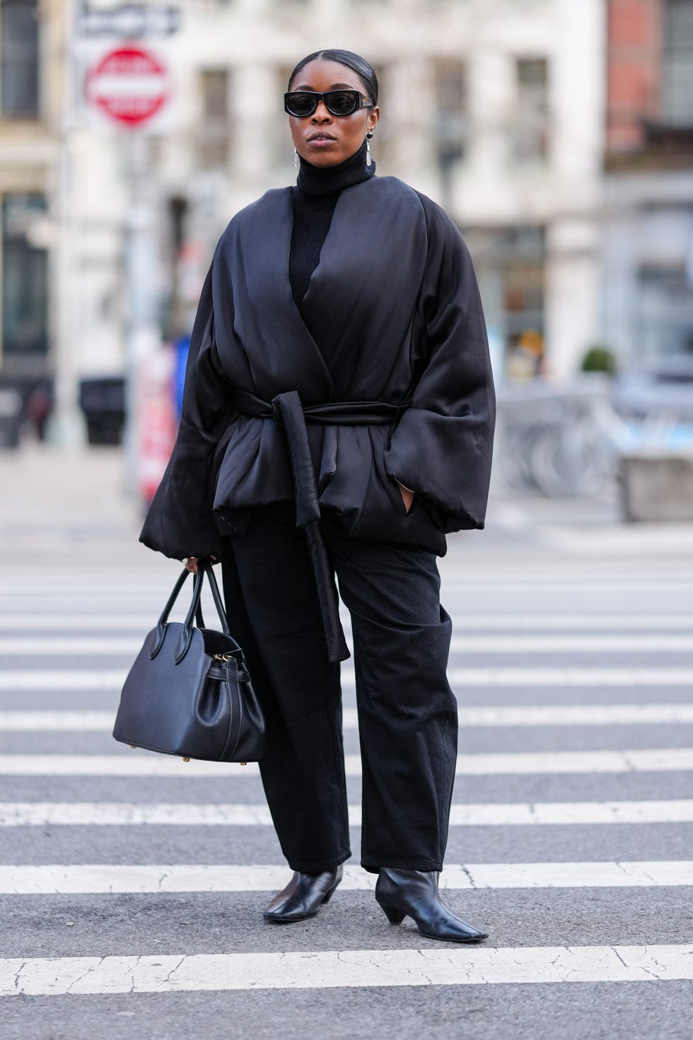 Black Wide Leg Trousers with Oversized Satin Wrap Jacket Black Wide Leg Trousers with Oversized Satin Wrap Jacket — Trendy Black Trousers Outfit