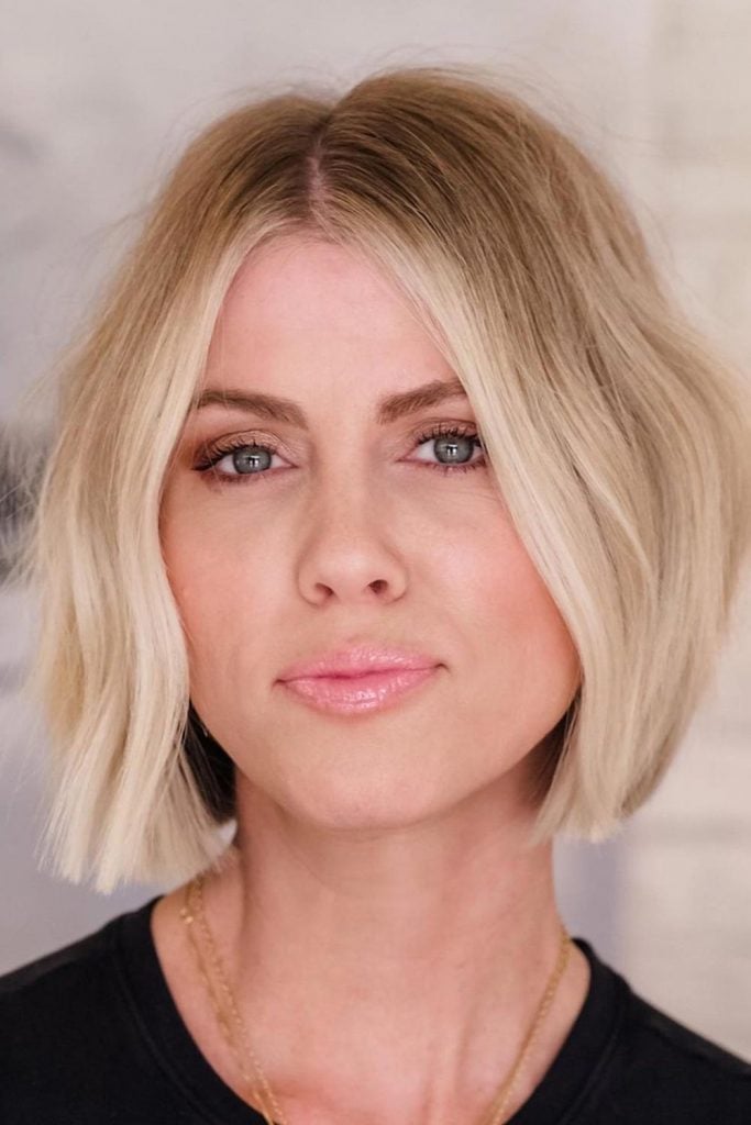 Neutral Beige Blonde Bob With Soft Layers — Trendy Blonde Bob