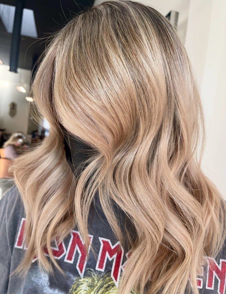 Ash Blonde With Subtle Highlights — Trendy Blonde Hairstyles