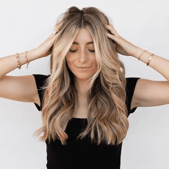 Dimensional Honey Blonde Balayage — Trendy Blonde Hairstyles