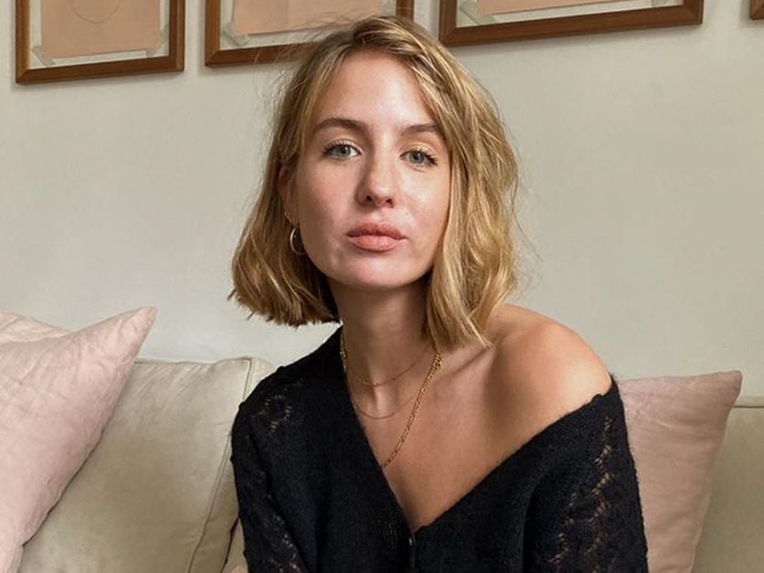 Ash Blonde Bob With Curtain Bangs — Trendy Blonde Lob