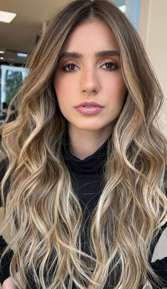 Mid-Back Dirty Blonde With Dimension Mid-Back Dirty Blonde With Dimension — Trendy Blonde Wavy Hair