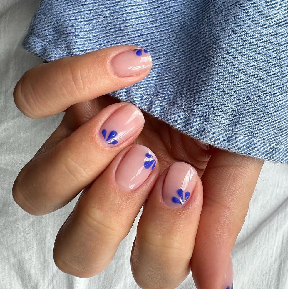 Short Almond Cobalt Blue Glossy Nails Short Almond Cobalt Blue Glossy Nails — Trendy Blue Acrylic Nails