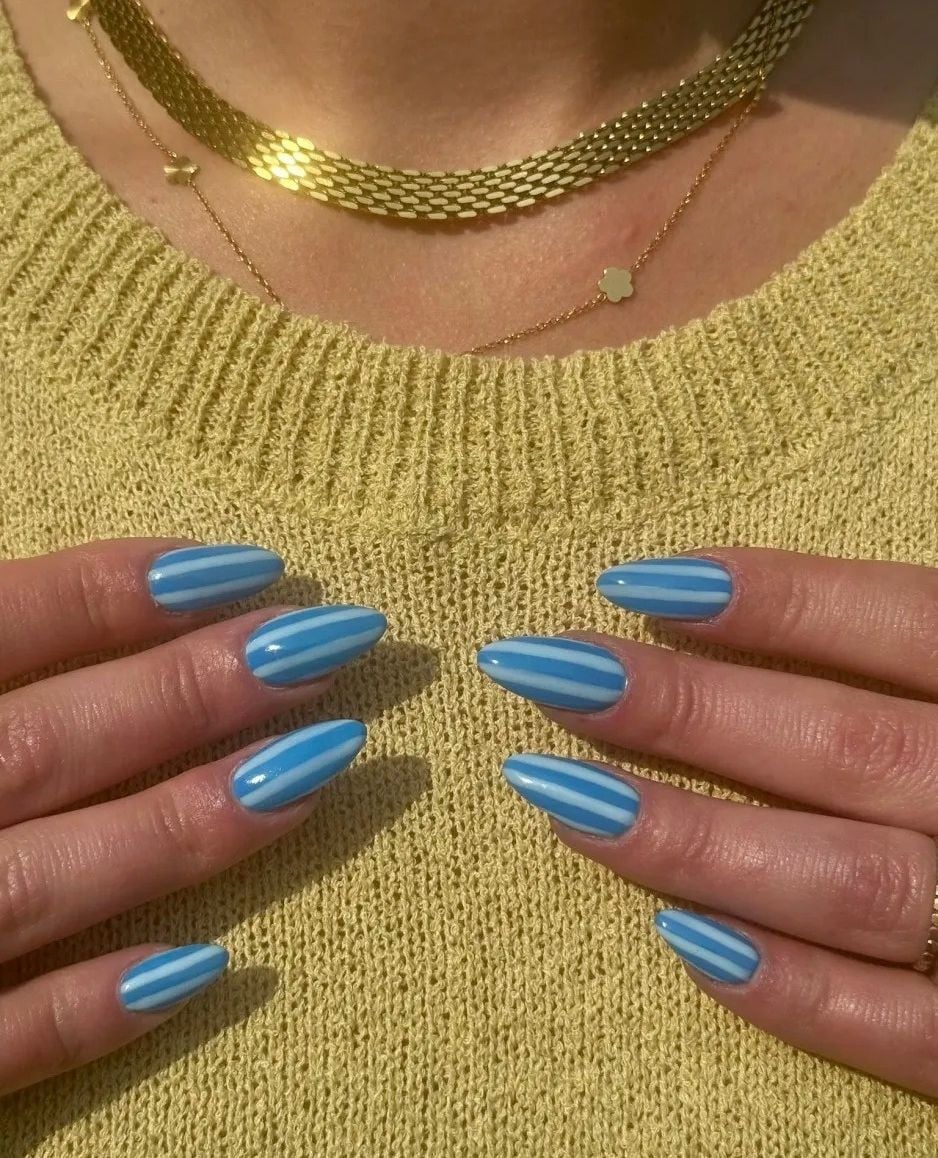 Medium Almond Light Blue White Stripe Nails Medium Almond Light Blue White Stripe Nails — Trendy Blue Acrylic Nails