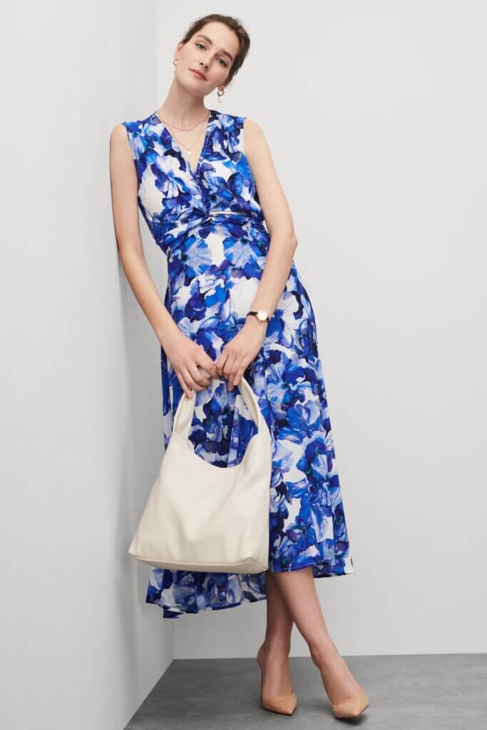 Blue and White Floral Print Wrap Midi Dress With Pointed Toe Heels — Trendy Blue and White Outfits