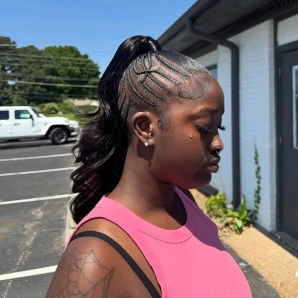 Black Wavy Ponytail With Zig-Zag Braid and Curls Black Wavy Ponytail With Zig-Zag Braid and Curls — Trendy Braided Ponytail