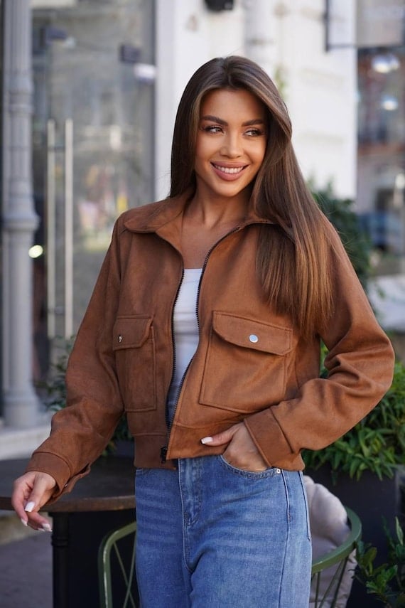Cropped Suede Bomber With Chest Pockets — Trendy Brown Jacket Outfit
