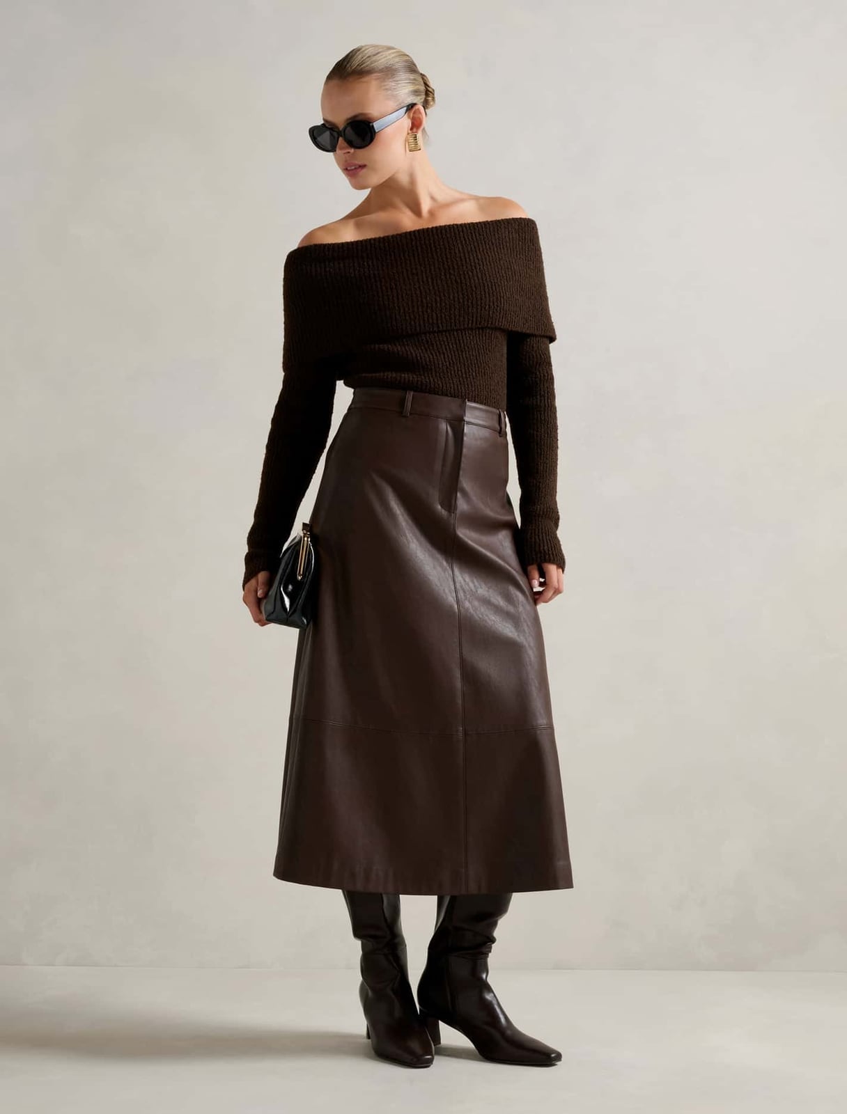 Dark Brown Faux Leather Midi Skirt with Off-The-Shoulder Knit Top Dark Brown Faux Leather Midi Skirt with Off-The-Shoulder Knit Top — Trendy Brown Leather Skirt Outfit