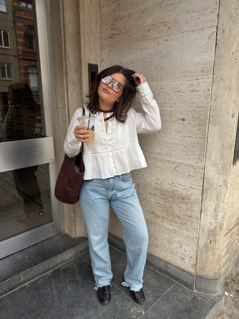Peplum Blouse and Relaxed Jeans — Trendy Brunch Outfits