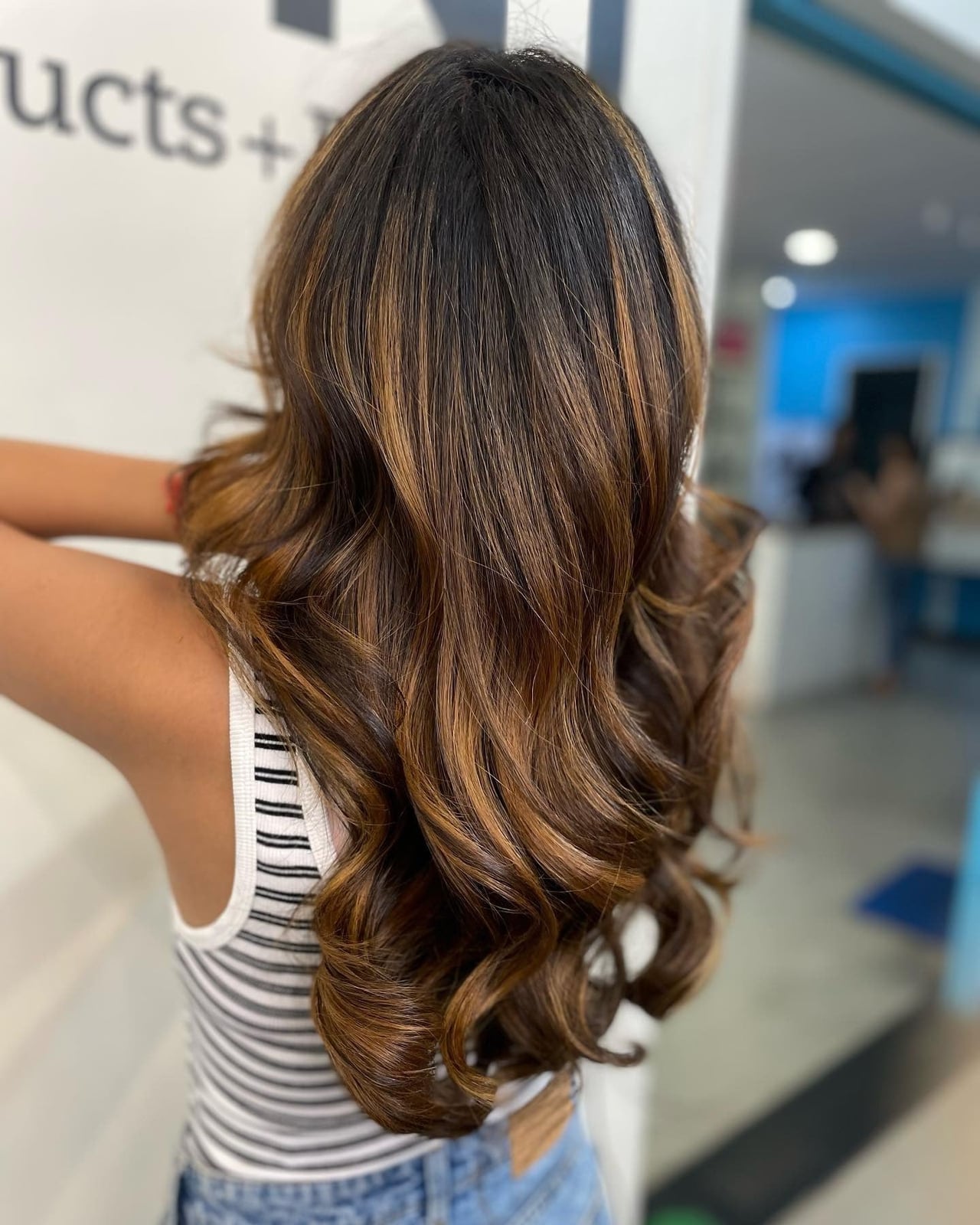 Dark Base With Visible Caramel Highlights Dark Base With Visible Caramel Highlights — Trendy Caramel Hair Color