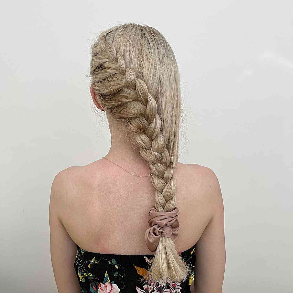 Mid-Back Ash Blonde With Curtain Bangs — Trendy Cheer Hair
