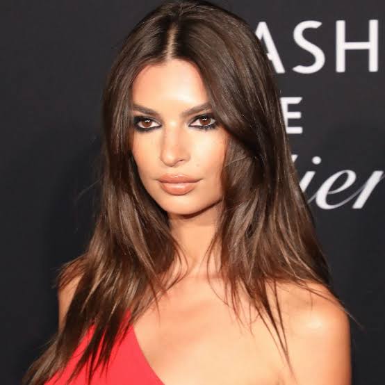 Long Rich Chocolate With Warm Undertones Long Rich Chocolate With Warm Undertones — Trendy Chocolate Hair Color