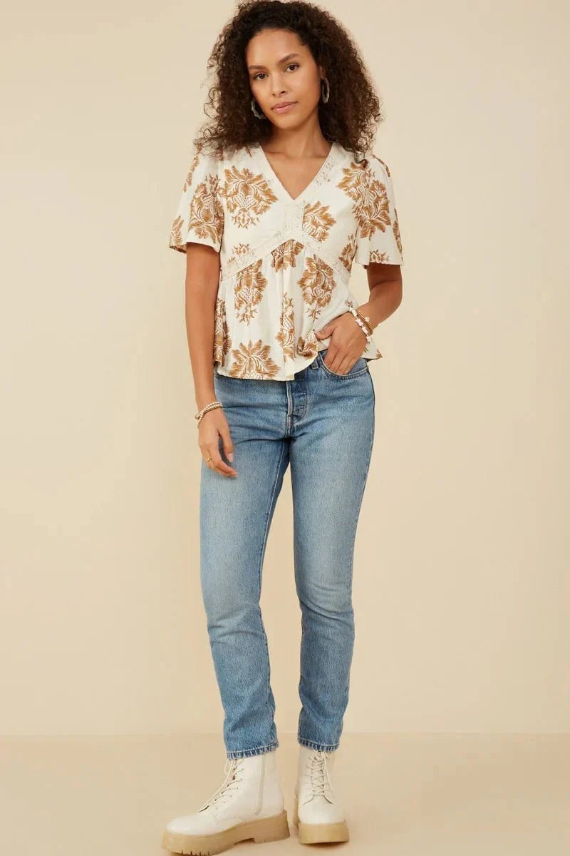 Lace Trim Blouse with Patterned Peplum Top and Straight-Leg Jeans — Trendy College Outfits