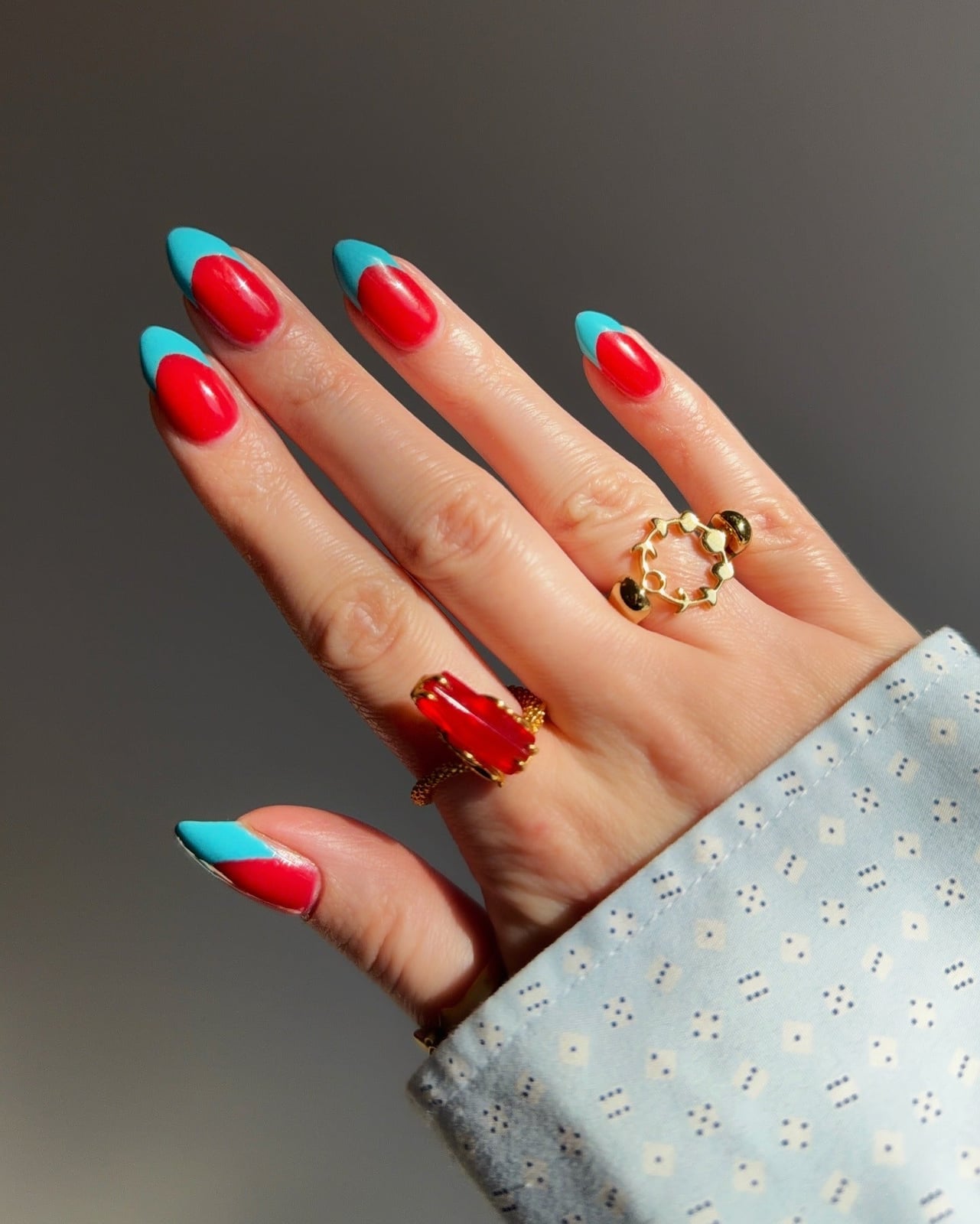 Medium Almond Red Tip Turquoise Outline Nails Medium Almond Red Tip Turquoise Outline Nails — Trendy Colorful Nails