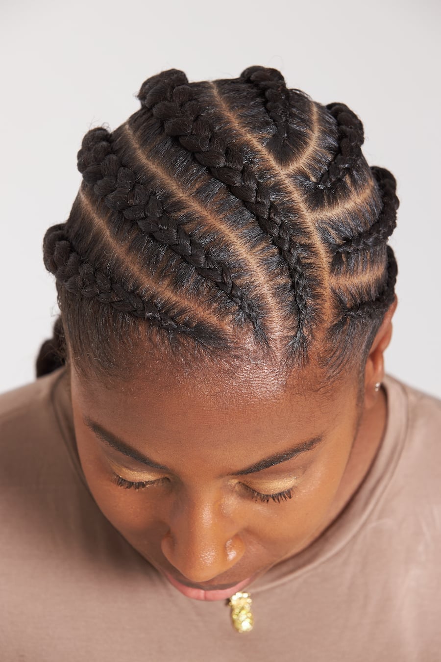 Feed-In Cornrows With Clean Scalp Parting Feed-In Cornrows With Clean Scalp Parting — Trendy Cornrows Braids for Black Women