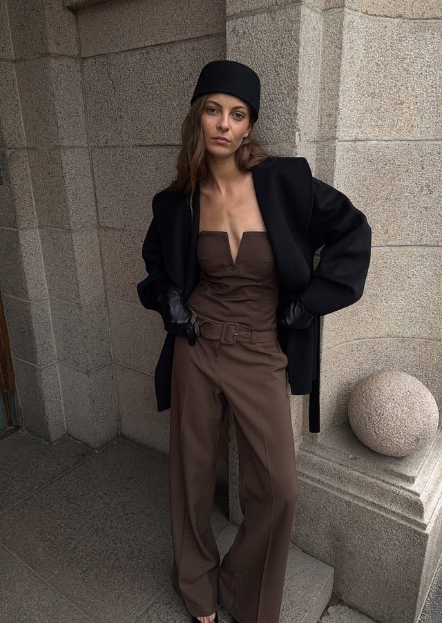 Brown Corset Top with Oversized Blazer — Trendy Corset Top Outfits