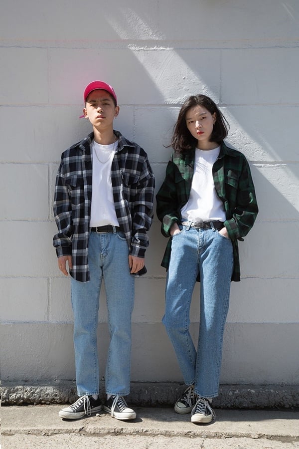 Casual Plaid Flannel and Jeans Casual Plaid Flannel and Jeans — Trendy Couple Outfit