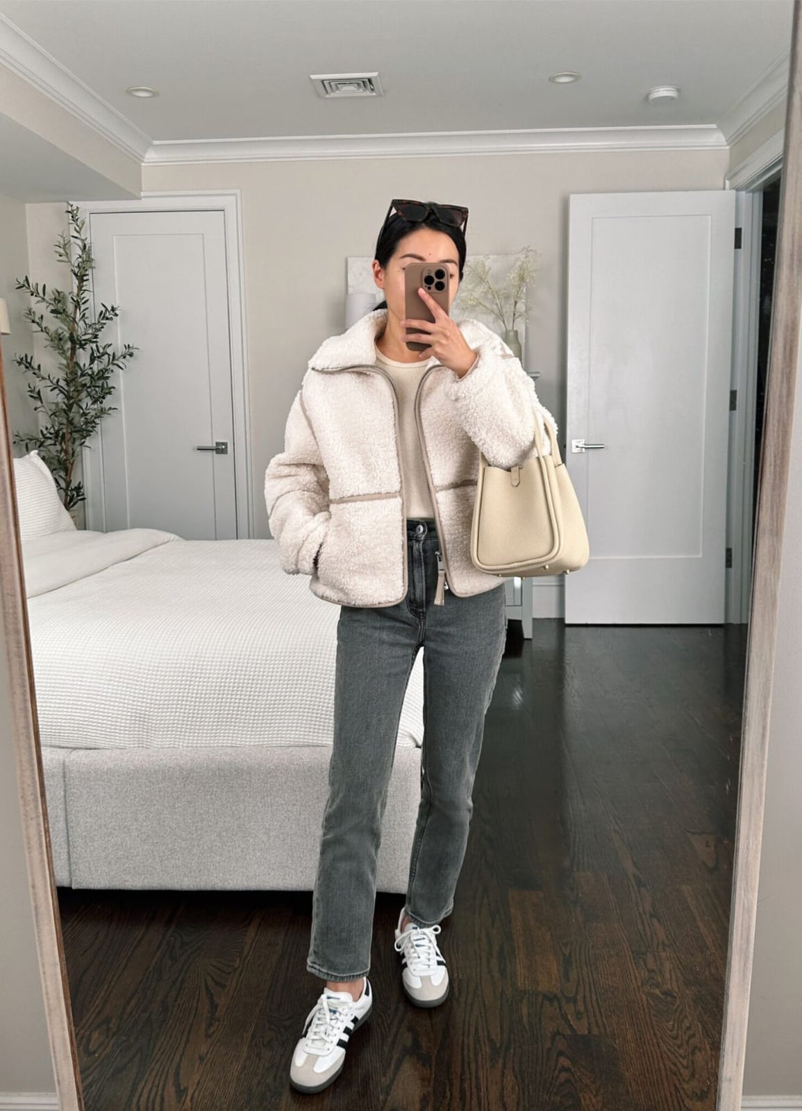Cream Shearling Jacket with Grey Jeans Cream Shearling Jacket with Grey Jeans — Trendy Cozy Outfits