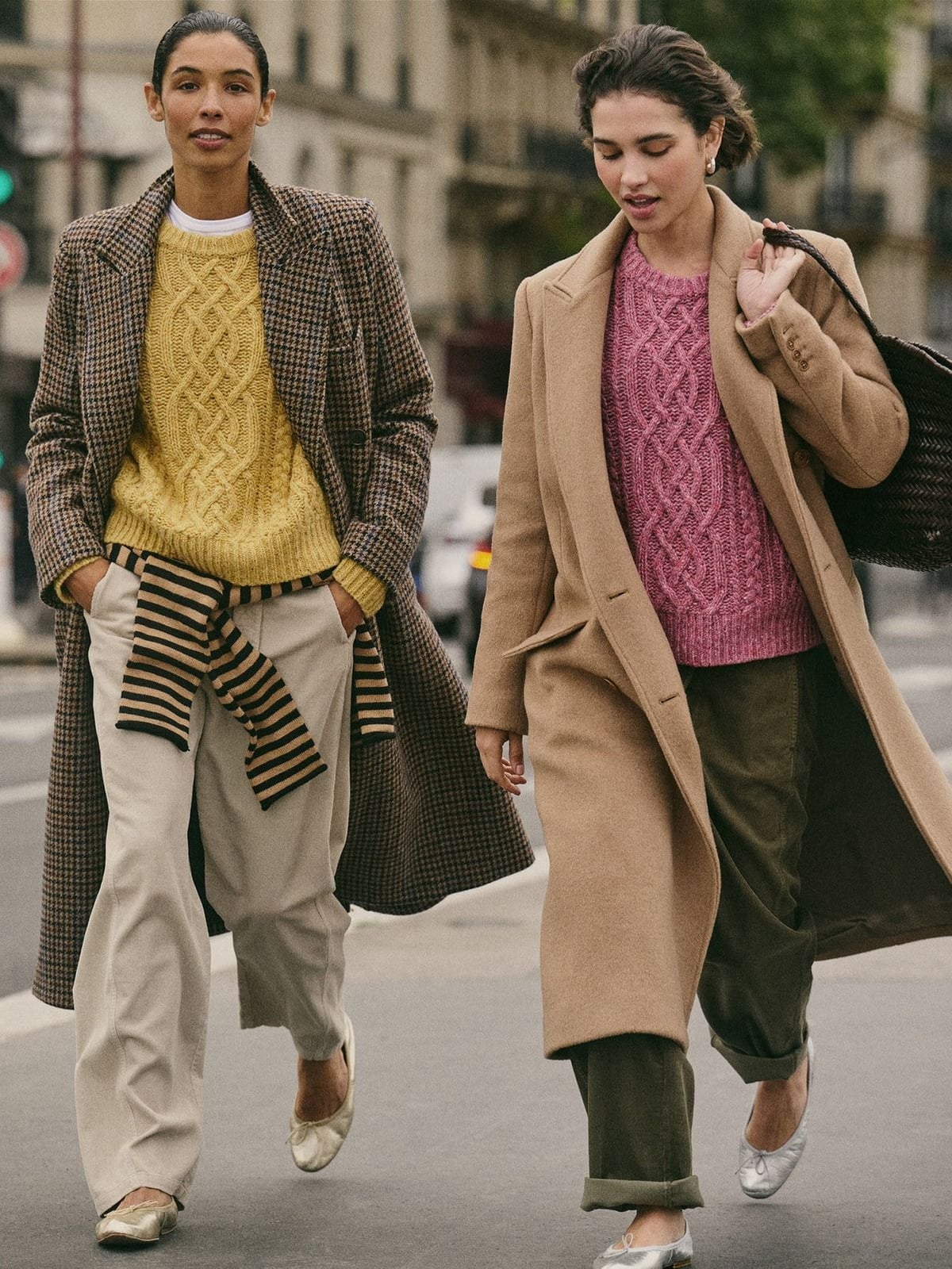 Plaid Coat and Cable Knit Sweater Pairing Plaid Coat and Cable Knit Sweater Pairing — Trendy Cozy Outfits