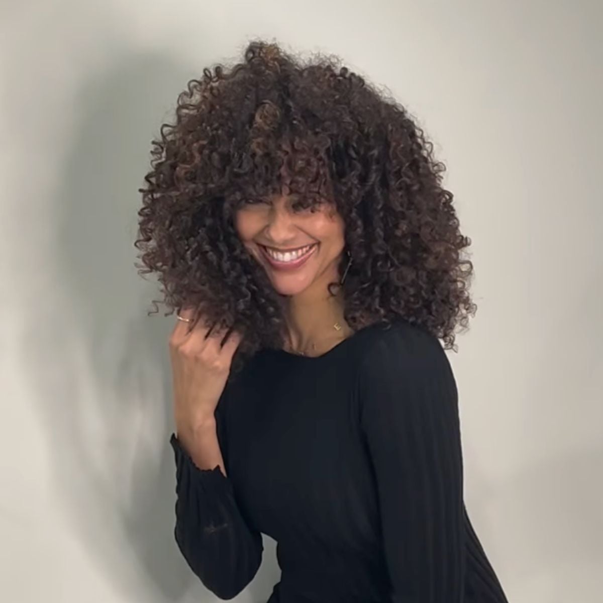 Collarbone Layers With Highlights Collarbone Layers With Highlights — Trendy Curly Hair Products