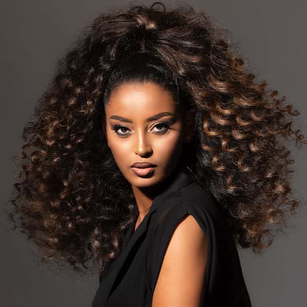 Mid-Back Half-Up Ponytail — Trendy Curly Hair Routine