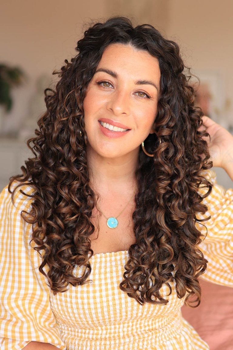 Thick Mid-Back Curls With Caramel — Trendy Curly Hair Routine