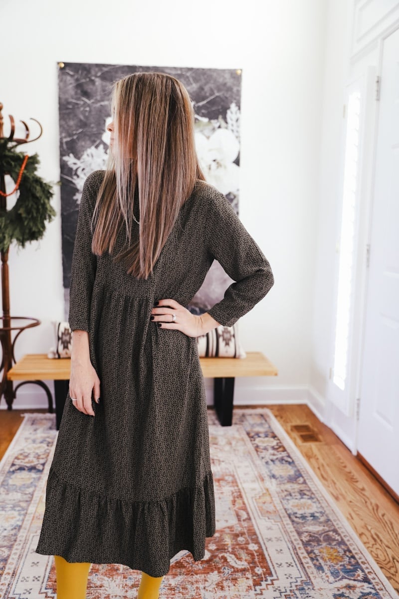 Dark Green Midi Dress with Tiered Hem and Yellow Ballet Flats Dark Green Midi Dress with Tiered Hem and Yellow Ballet Flats — Trendy Cute Church Outfit