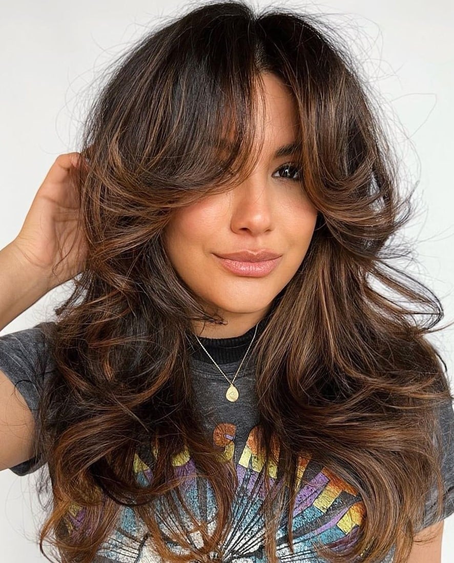 Voluminous Mid-Back With Curtain Bangs Voluminous Mid-Back With Curtain Bangs — Trendy Cutting Bangs