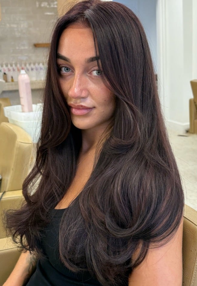 Collarbone Waves With Dimensional Color Collarbone Waves With Dimensional Color — Trendy Dark Hair Color